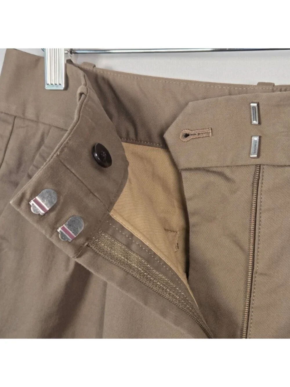 Theory DB Pleat Soft Chino Shorts Forest Green Size 6